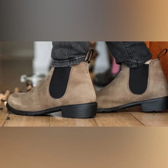 NEW Blundstone® BL1974 Ankle Chelsea Boot - Picture 9 of 12